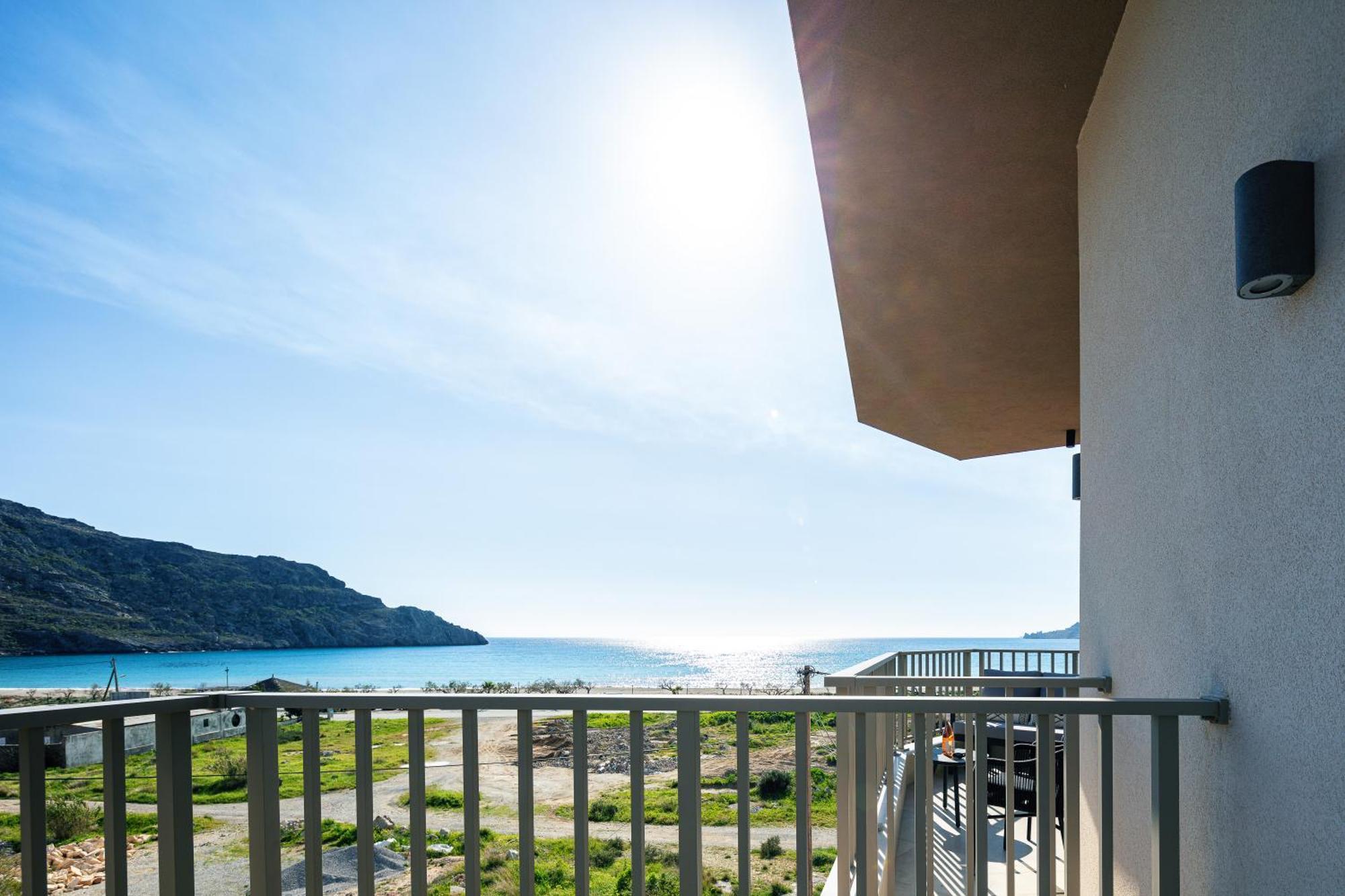 Ririka Beach Living, New Feel-At-Home Luxury Suites Plakias Buitenkant foto